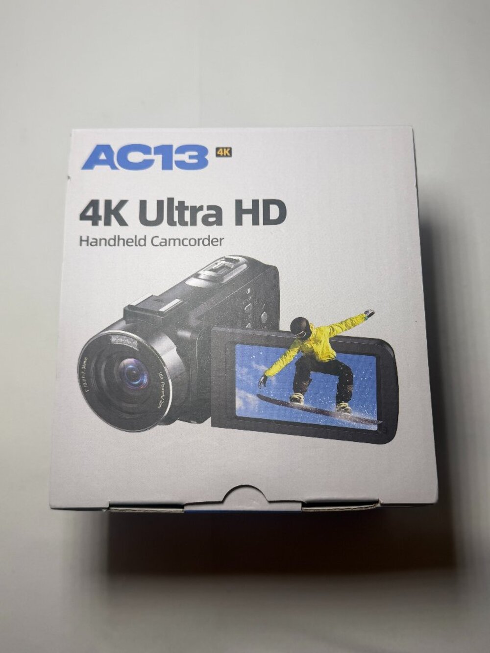 Camworld 4K Ultra HD Hanheld Camcorder AC13 42MP 3" Screen 32GB Card 2 Batteries